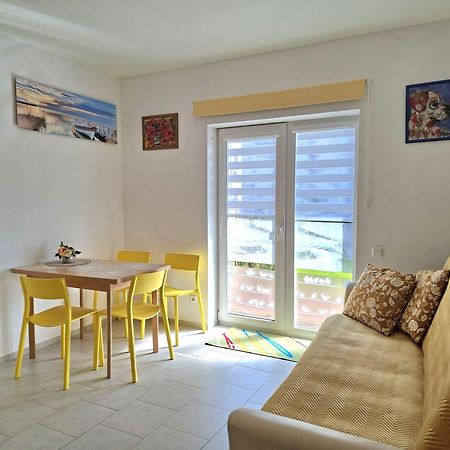 Geltoni apartamentai Palanga Bagian luar foto