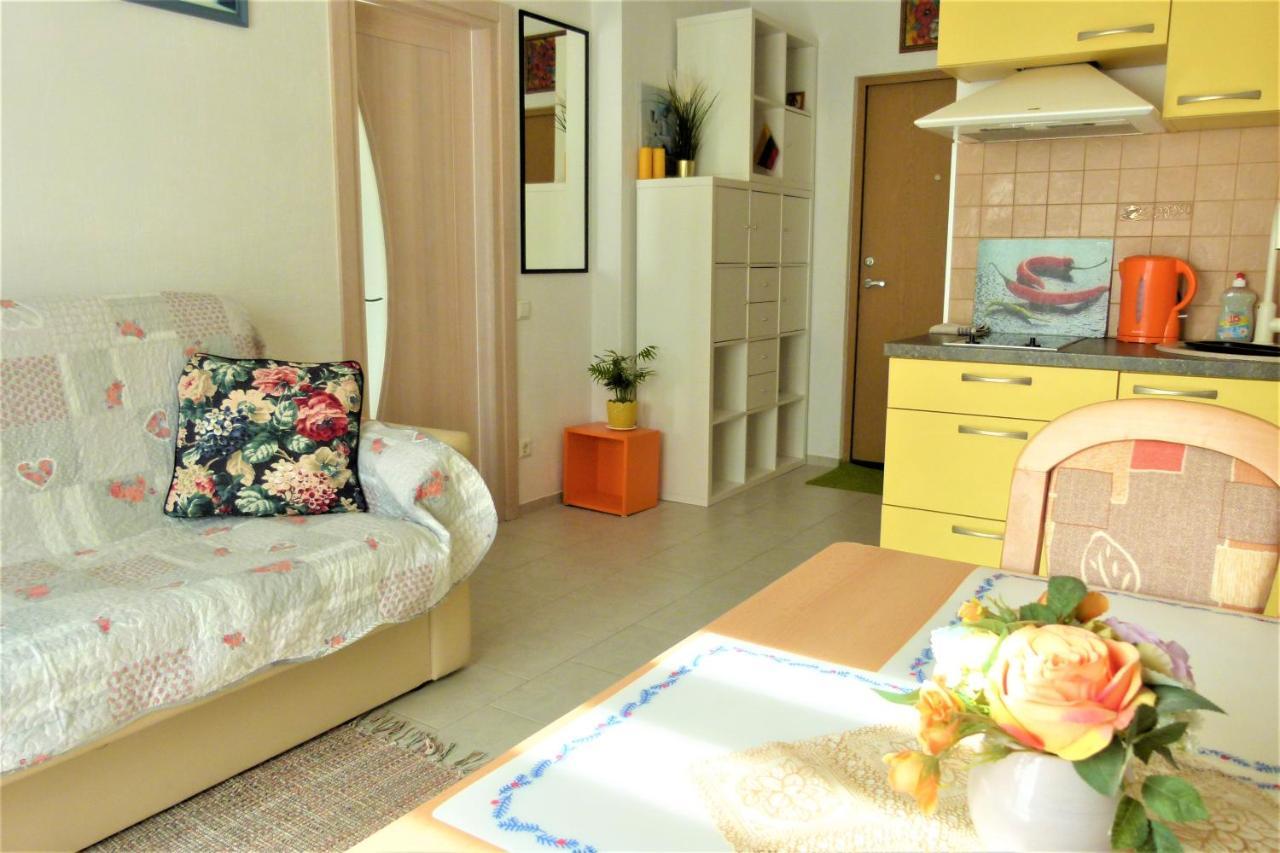 Geltoni apartamentai Palanga Bagian luar foto